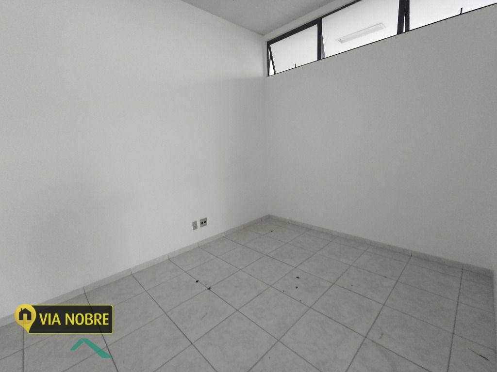 Sala, Estoril, 1 Vaga