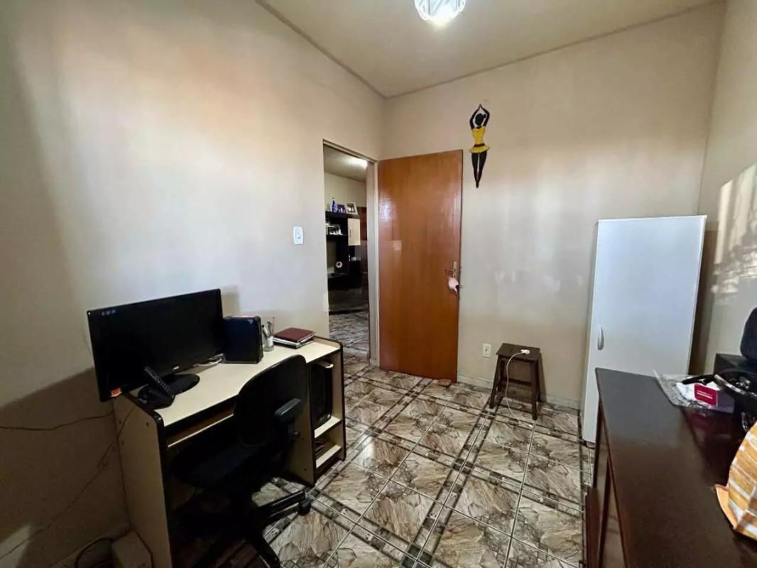 Casa, Teixeira Dias (barreiro), 3 Quartos, 3 Vagas