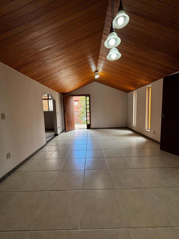 Casa, Sagrada Família, 3 Quartos, 1 Vaga, 1 Suíte