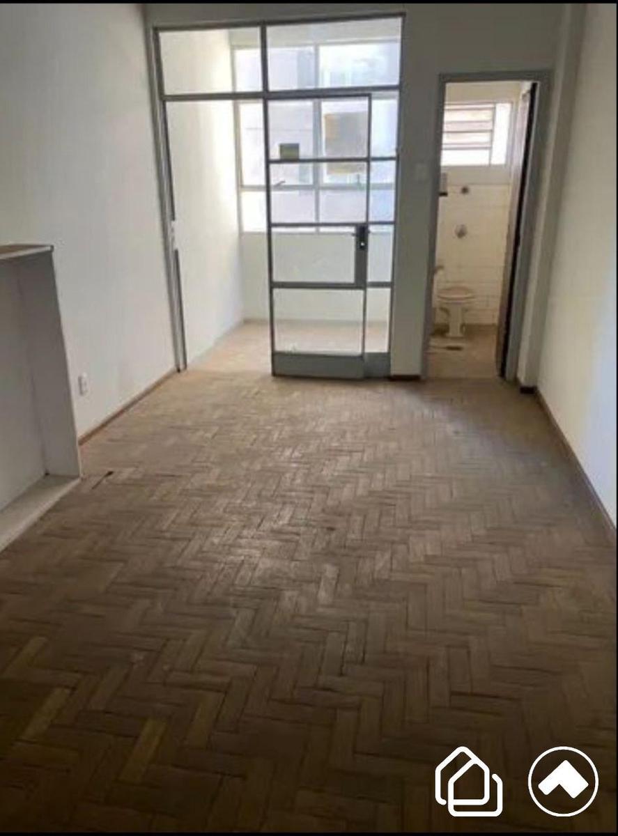 Sala, Centro