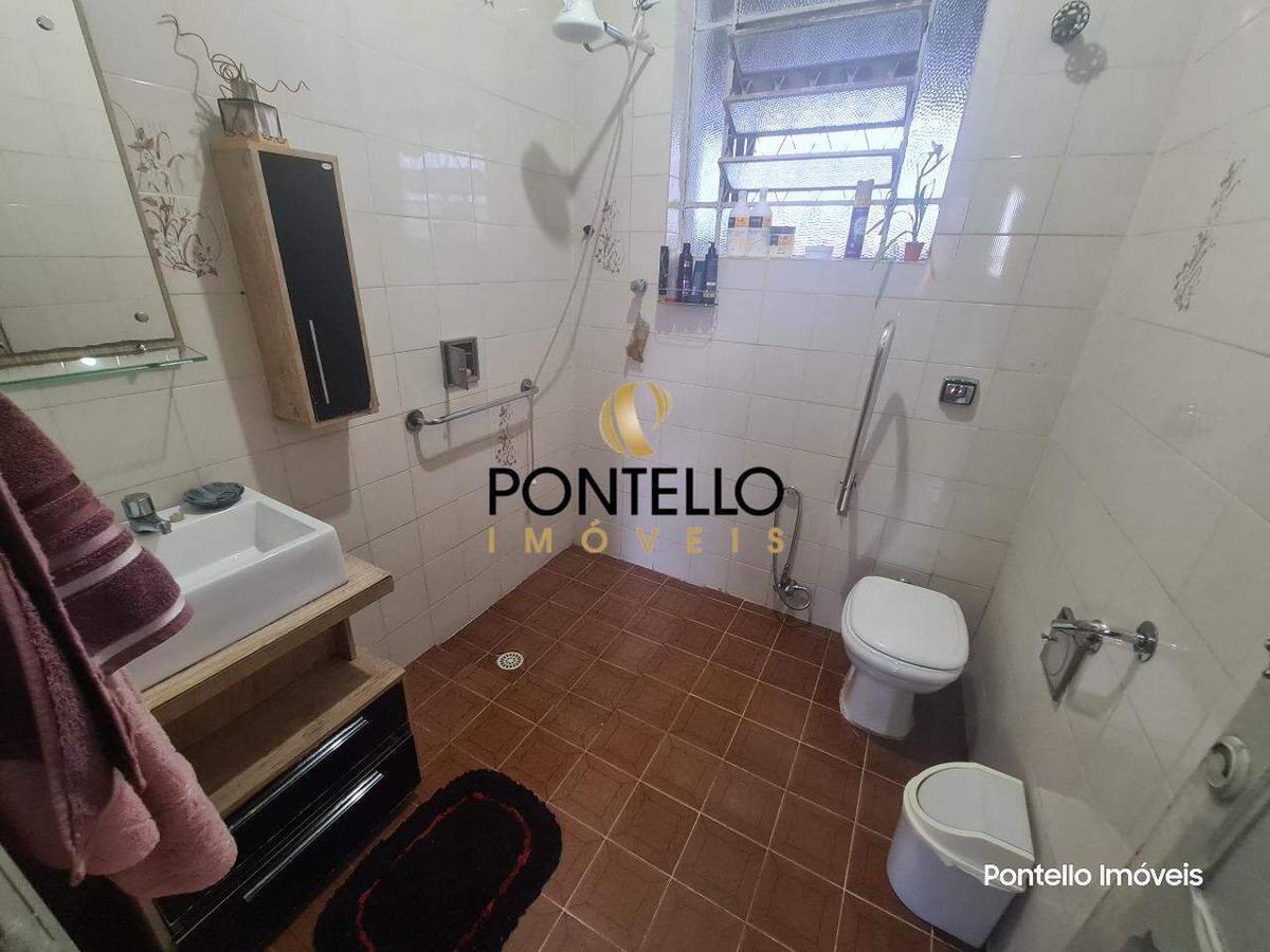 Casa, Cachoeirinha, 4 Quartos, 1 Vaga, 1 Suíte