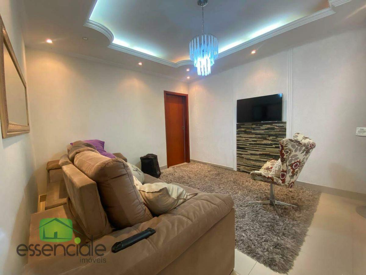 Casa, Novo Eldorado, 3 Quartos, 2 Vagas, 1 Suíte