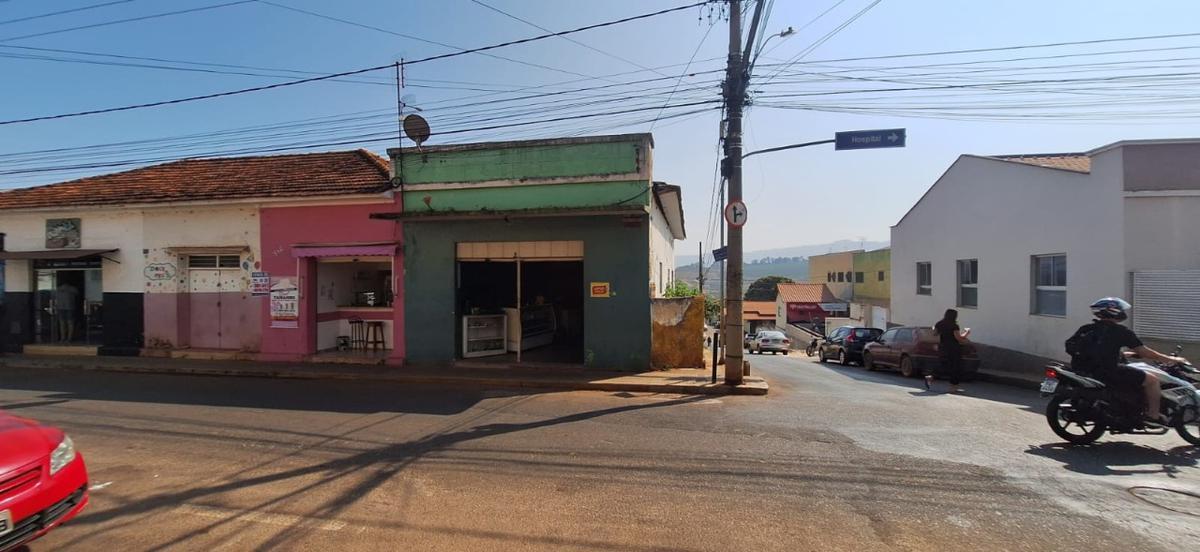 Lote, Centro, 0 Quarto, 0 Vaga