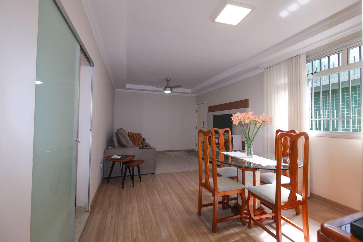 Apartamento, Coração de Jesus, 3 Quartos, 1 Vaga, 1 Suíte