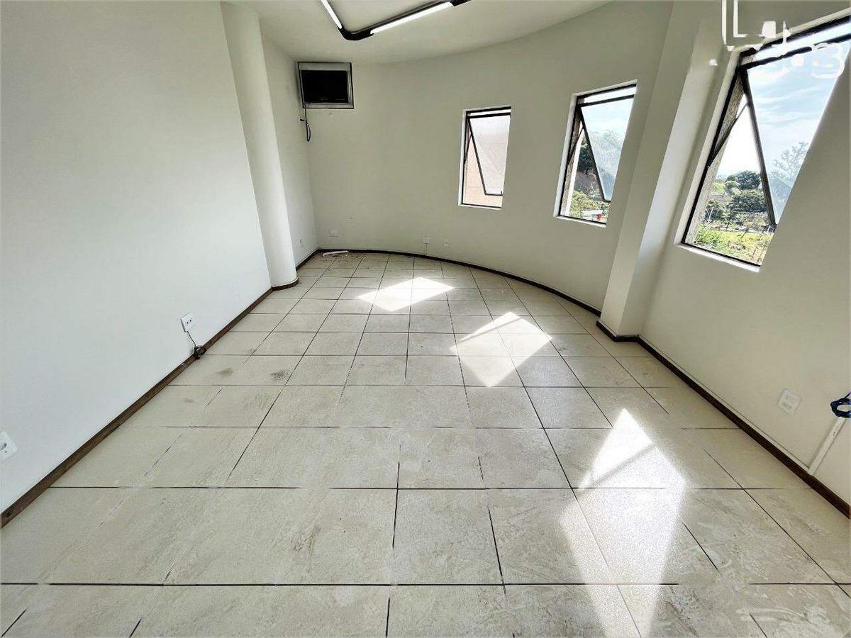 Sala, Luxemburgo, 0 Quarto, 0 Vaga