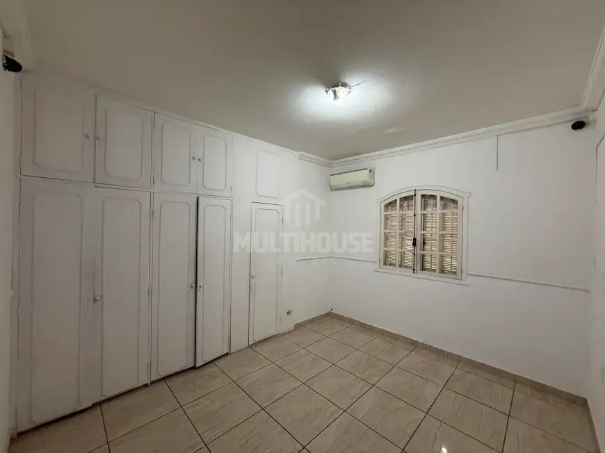 Casa, Itapoã, 4 Quartos, 3 Vagas, 5 Suítes