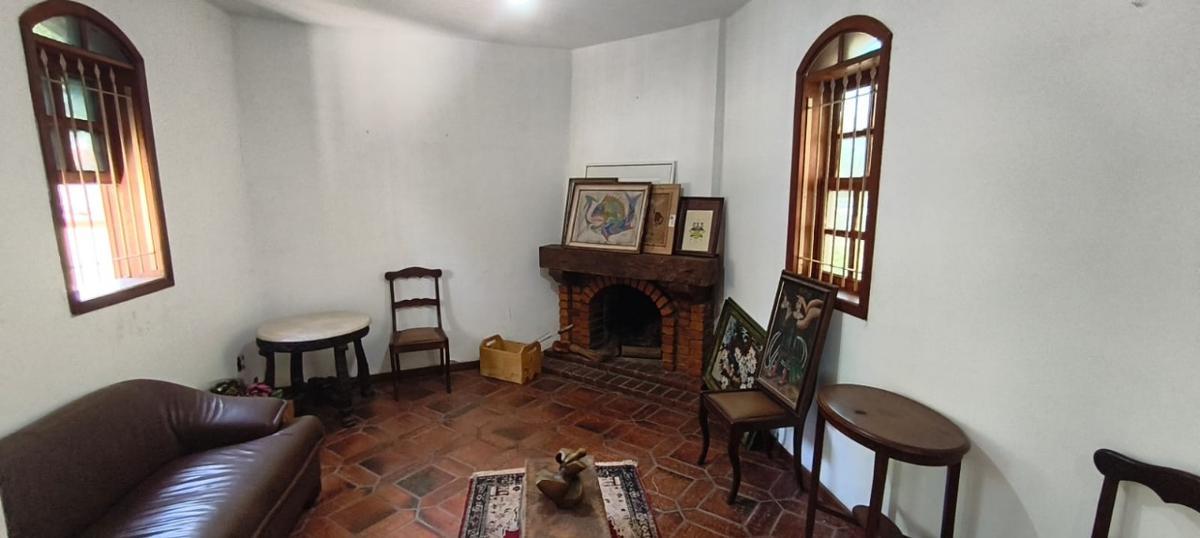 Casa, Santa Lúcia, 6 Quartos, 3 Vagas, 1 Suíte