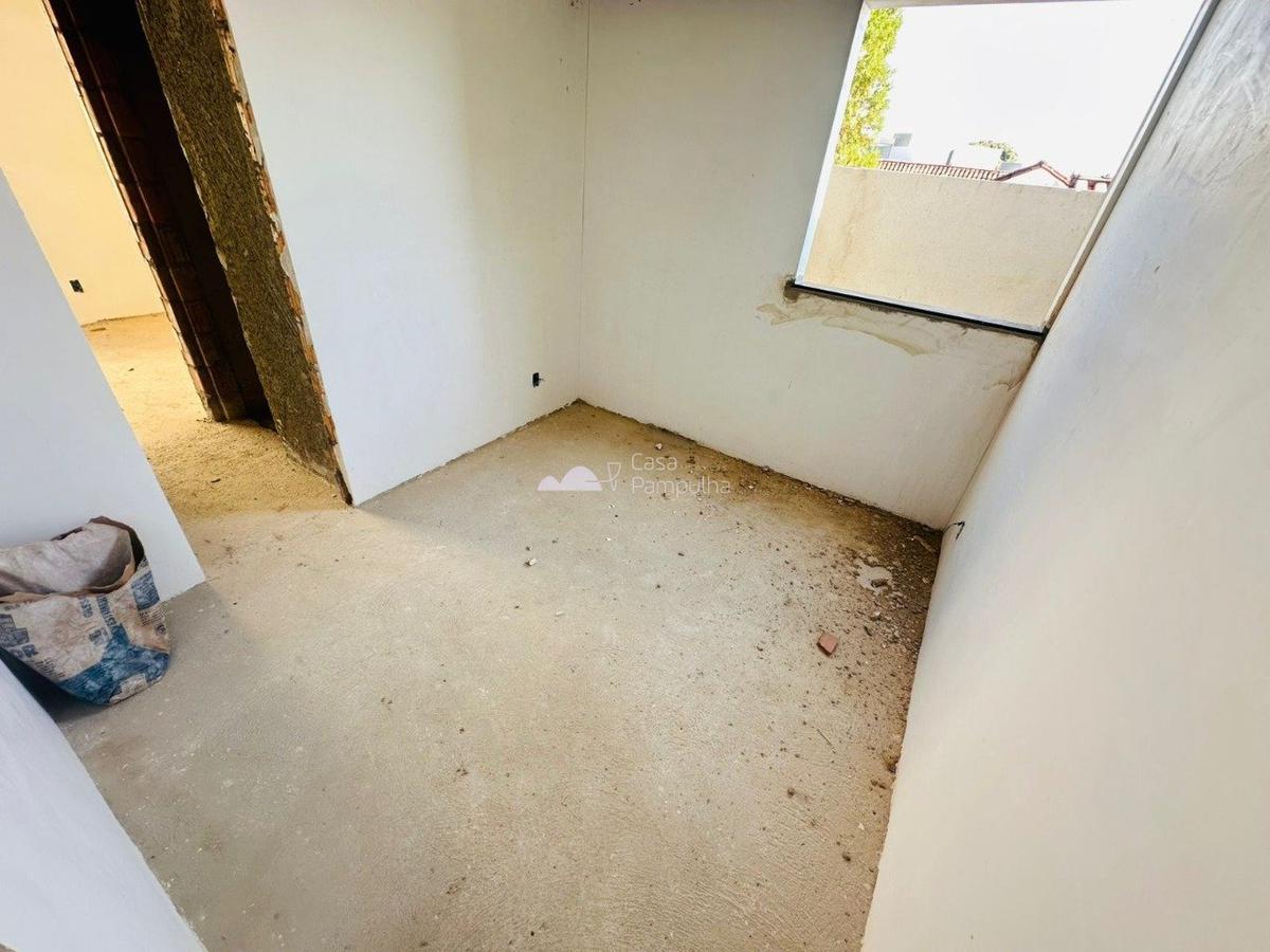 Casa, Planalto, 4 Quartos, 4 Vagas, 1 Suíte