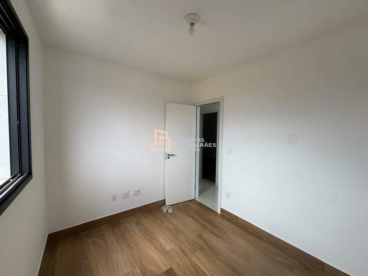 Apartamento, Barreiro, 3 Quartos, 2 Vagas, 1 Suíte