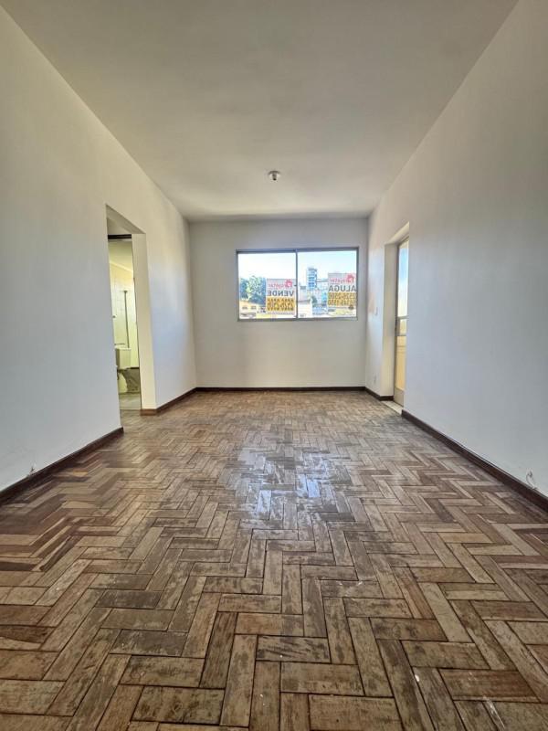 Apartamento, Sagrada Família, 2 Quartos, 1 Vaga
