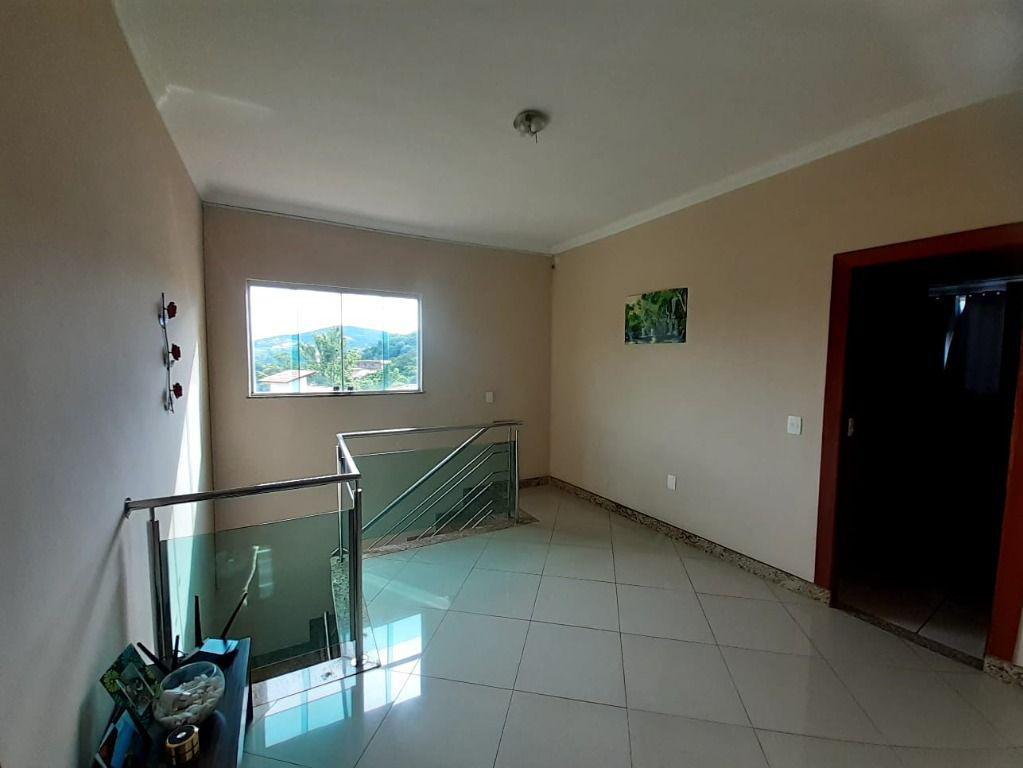 Casa, Centro, 4 Quartos, 4 Vagas, 3 Suítes