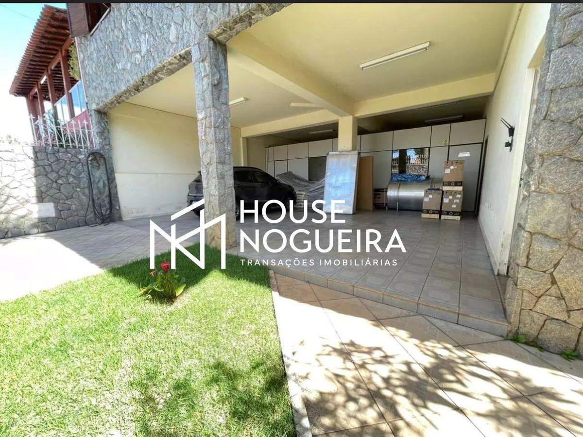 Casa, Tirol, 3 Quartos, 10 Vagas, 1 Suíte