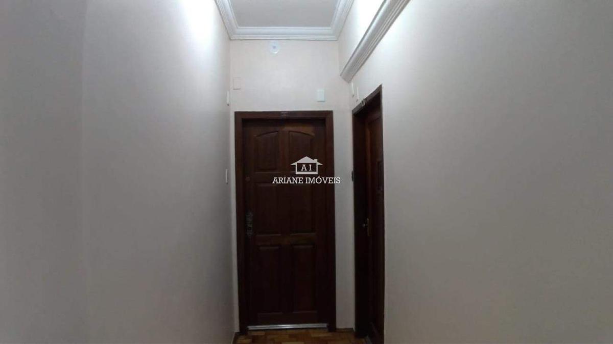 Apartamento, Centro, 2 Quartos, 0 Vaga
