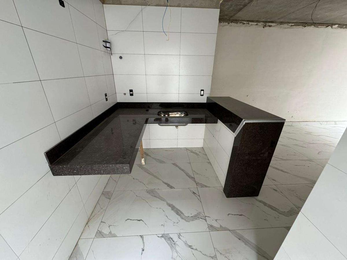 Apartamento, Itapoã, 3 Quartos, 2 Vagas, 1 Suíte
