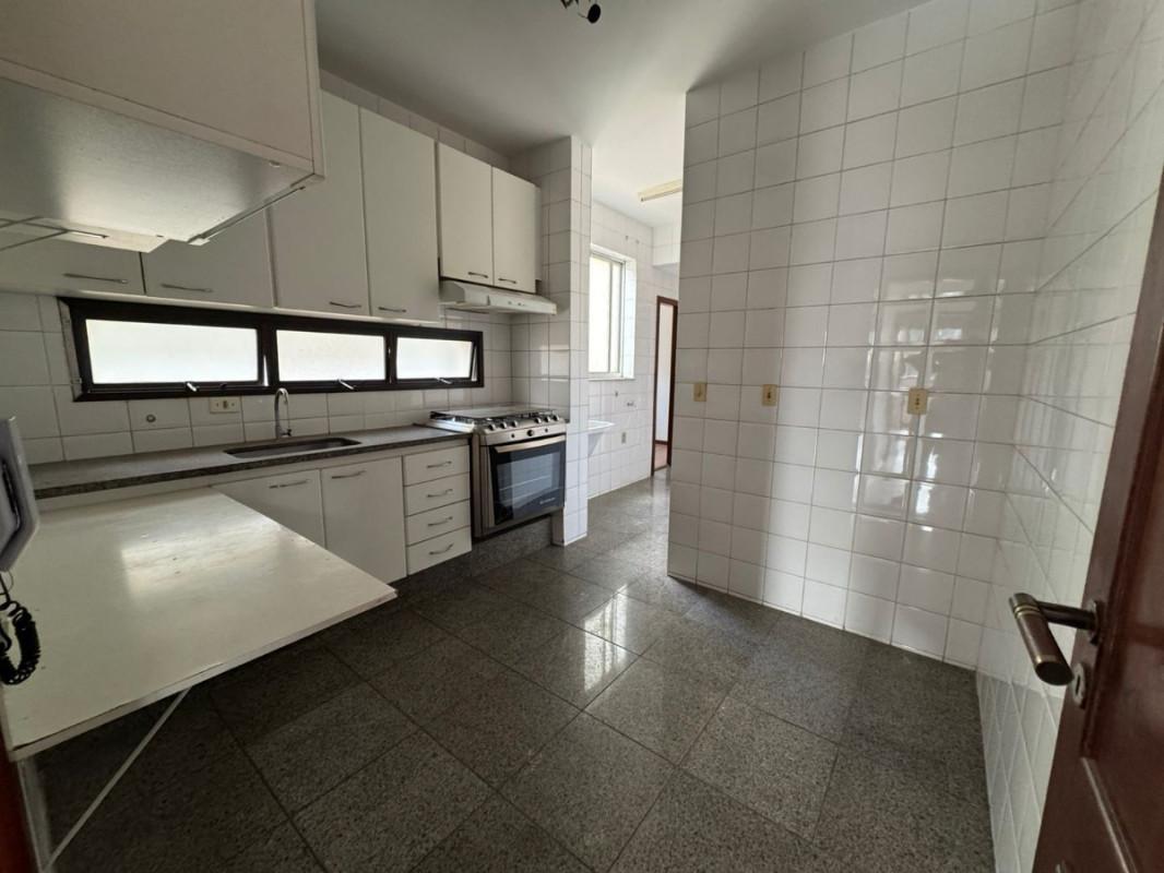 Apartamento, Serra, 4 Quartos, 2 Vagas, 1 Suíte