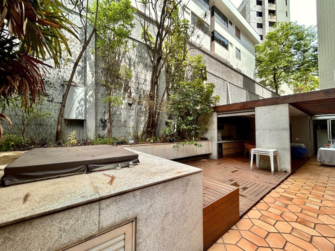 Apartamento, Serra, 4 Quartos, 0 Vaga, 2 Suítes