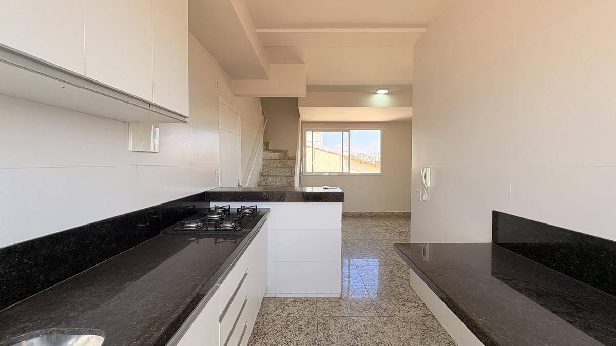 Cobertura, Itapoã, 3 Quartos, 2 Vagas, 1 Suíte