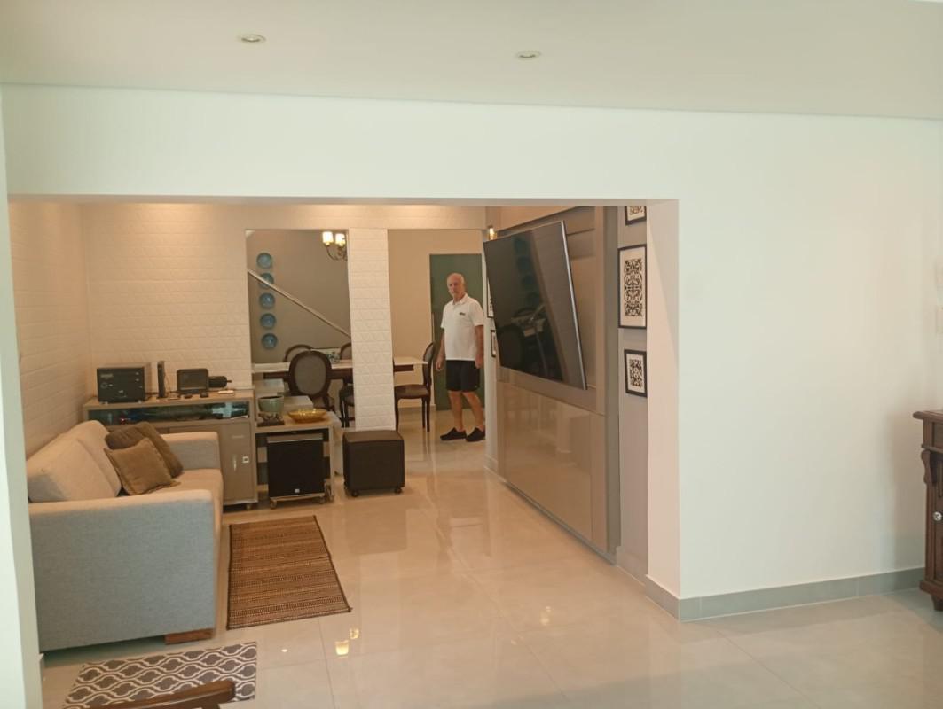 Casa, Barroca, 4 Quartos, 2 Vagas, 2 Suítes