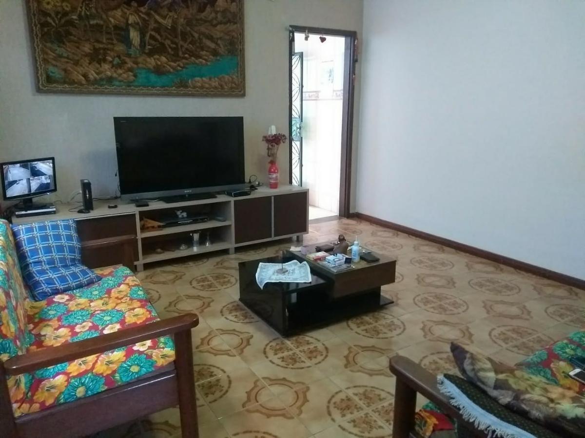 Casa, Vila Pérola, 4 Quartos, 5 Vagas, 2 Suítes