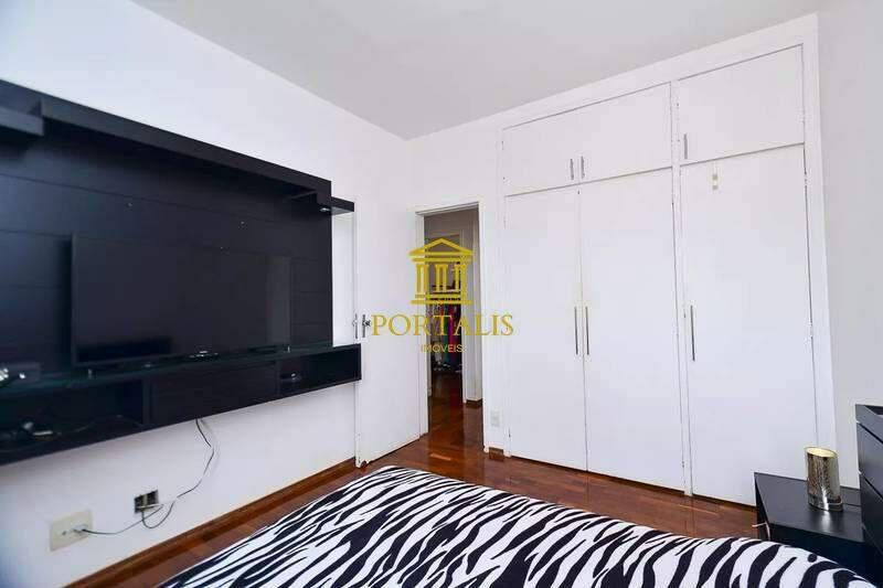 Apartamento, Floresta, 3 Quartos, 1 Vaga