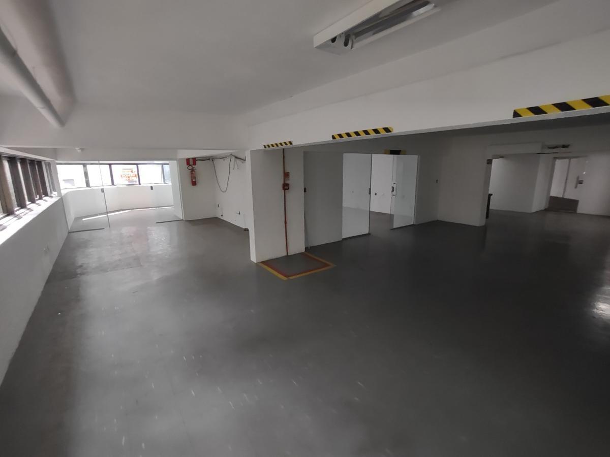 Sala, Santa Efigênia, 0 Quarto, 6 Vagas