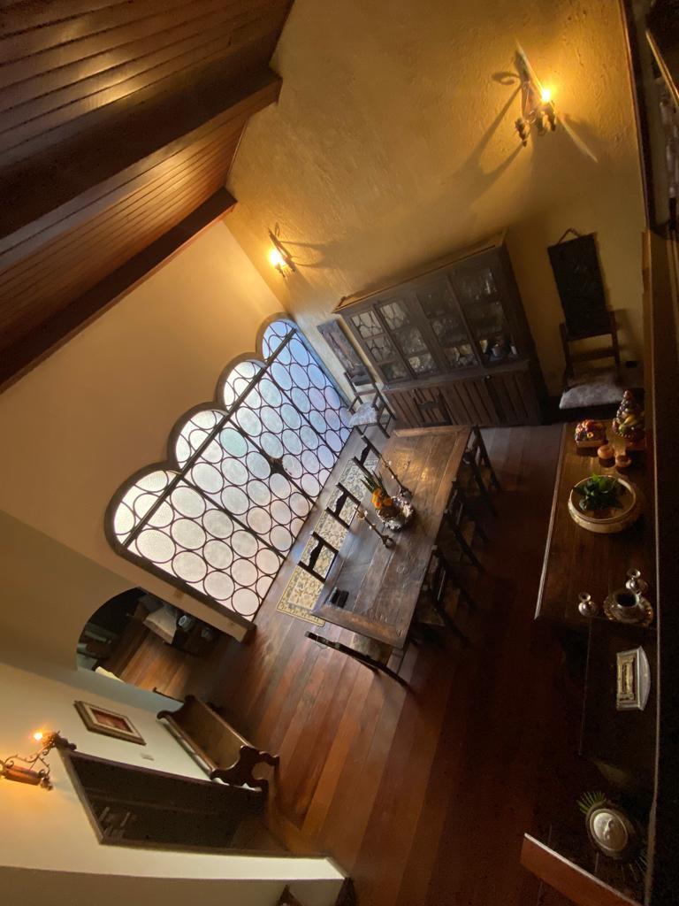 Casa, Santa Lúcia, 4 Quartos, 6 Vagas, 1 Suíte