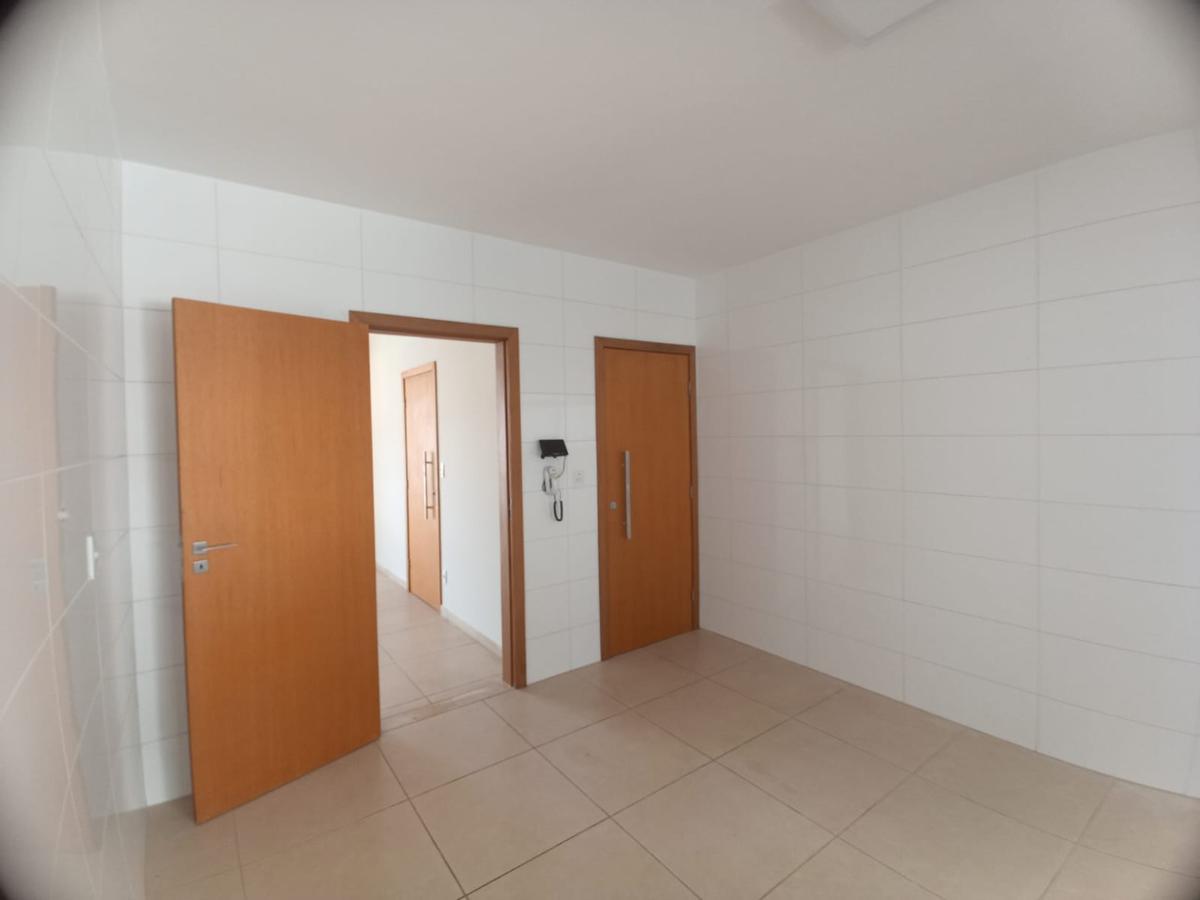 Apartamento, Centro, 3 Quartos, 2 Vagas, 1 Suíte