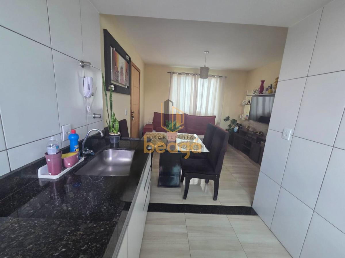 Cobertura, Coqueiros, 3 Quartos, 1 Vaga, 1 Suíte