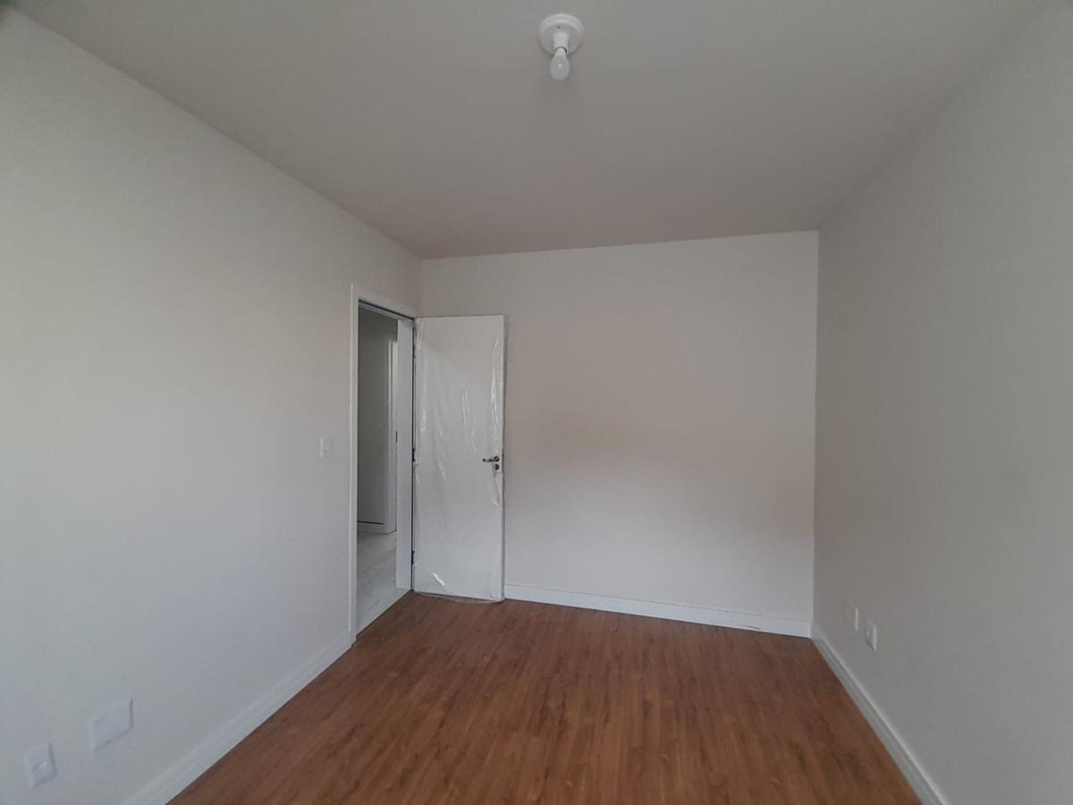 Casa, Floramar, 3 Quartos, 2 Vagas, 1 Suíte