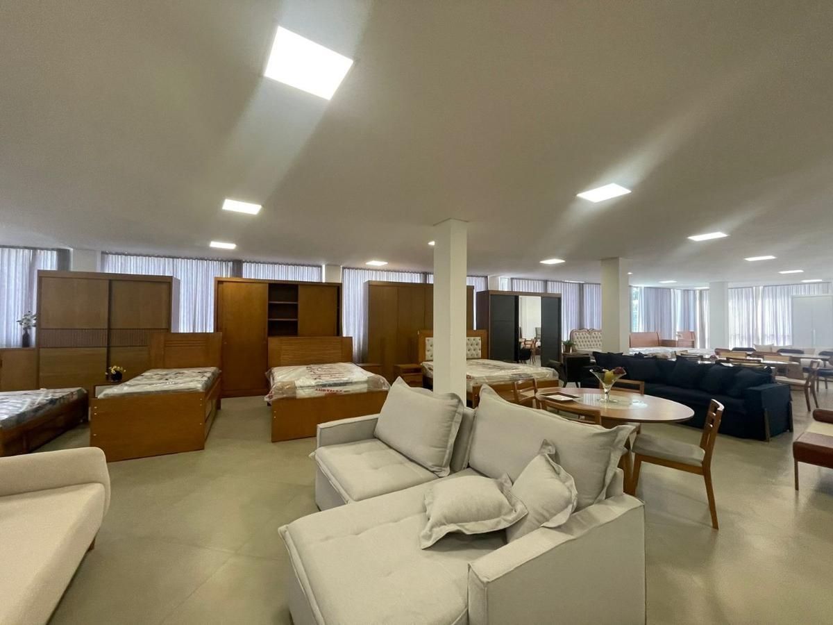 Prédio, Floresta, 0 Quarto, 10 Vagas