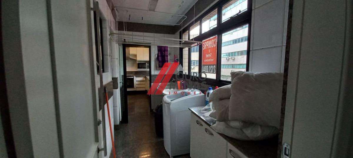 Apartamento, Funcionários, 4 Quartos, 4 Vagas, 2 Suítes