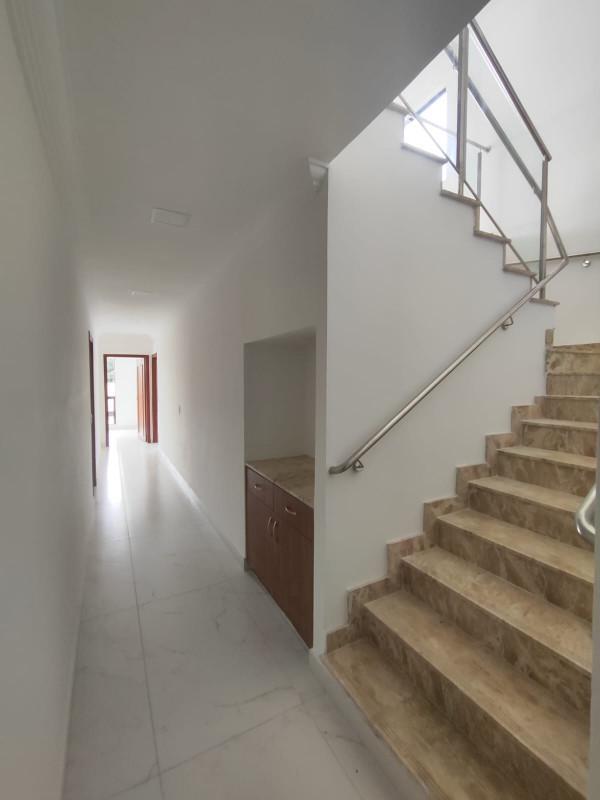 Casa, Comiteco, 4 Quartos, 12 Vagas, 4 Suítes