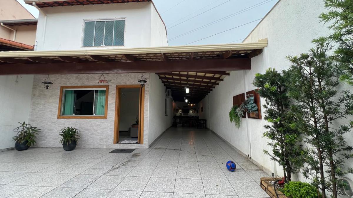 Casa, Guanabara, 3 Quartos, 2 Vagas, 1 Suíte