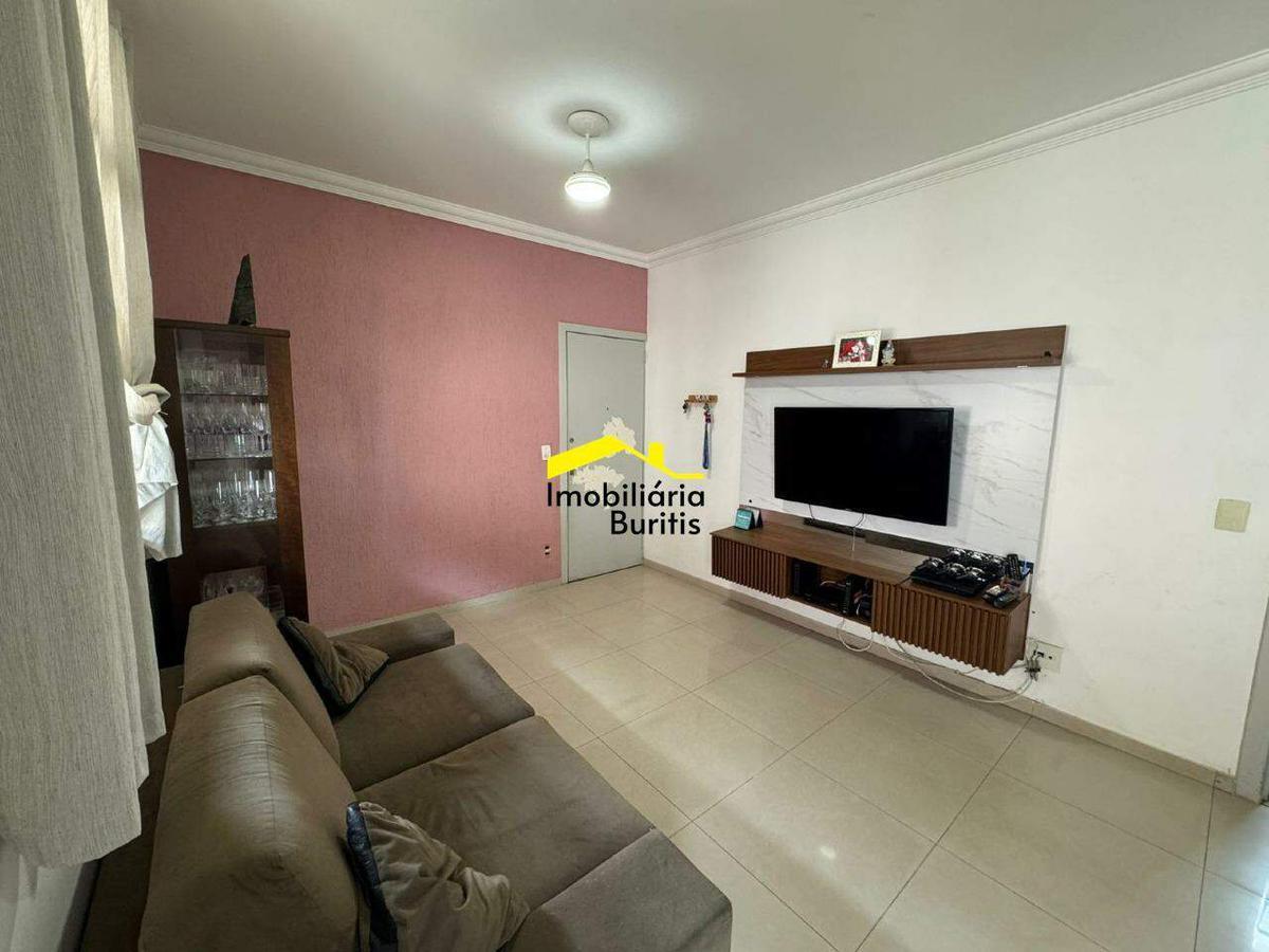 Apartamento, Estoril, 4 Quartos, 2 Vagas, 1 Suíte