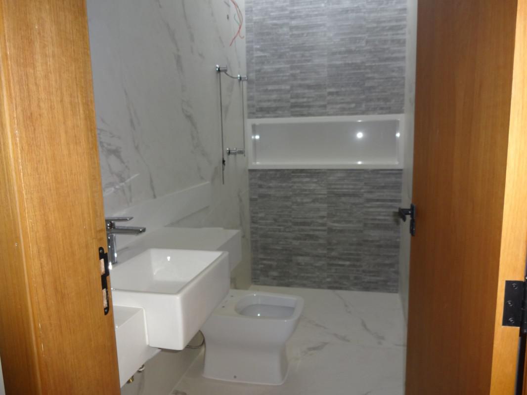 Casa, Jaraguá, 4 Quartos, 3 Vagas, 1 Suíte