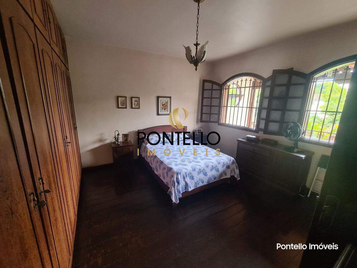 Casa, Cachoeirinha, 9 Quartos, 2 Vagas, 1 Suíte