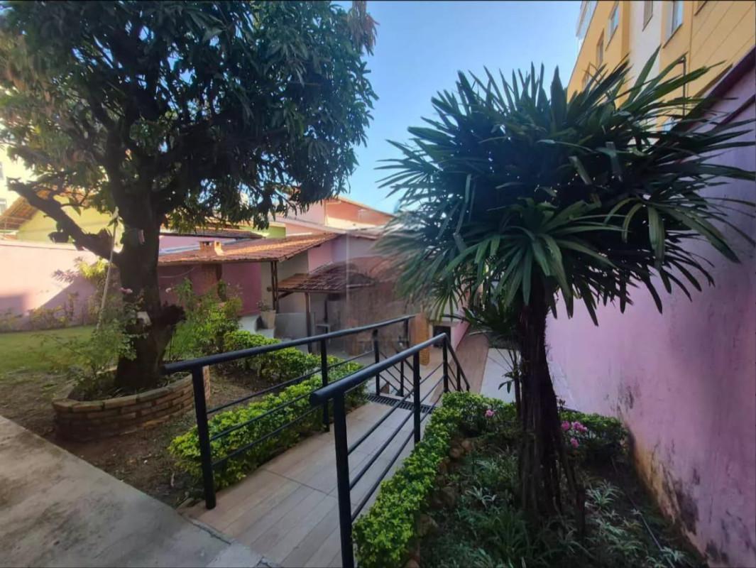 Casa, Santa Inês, 5 Quartos, 3 Vagas, 2 Suítes