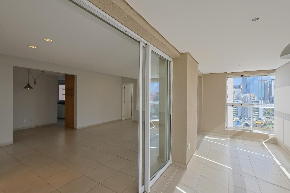 Sala, Vila da Serra, 4 Quartos, 3 Vagas, 3 Suítes