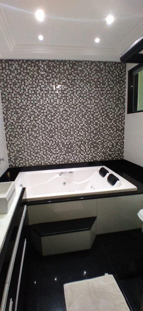 Casa, Jardim Riacho das Pedras, 3 Quartos, 6 Vagas, 1 Suíte