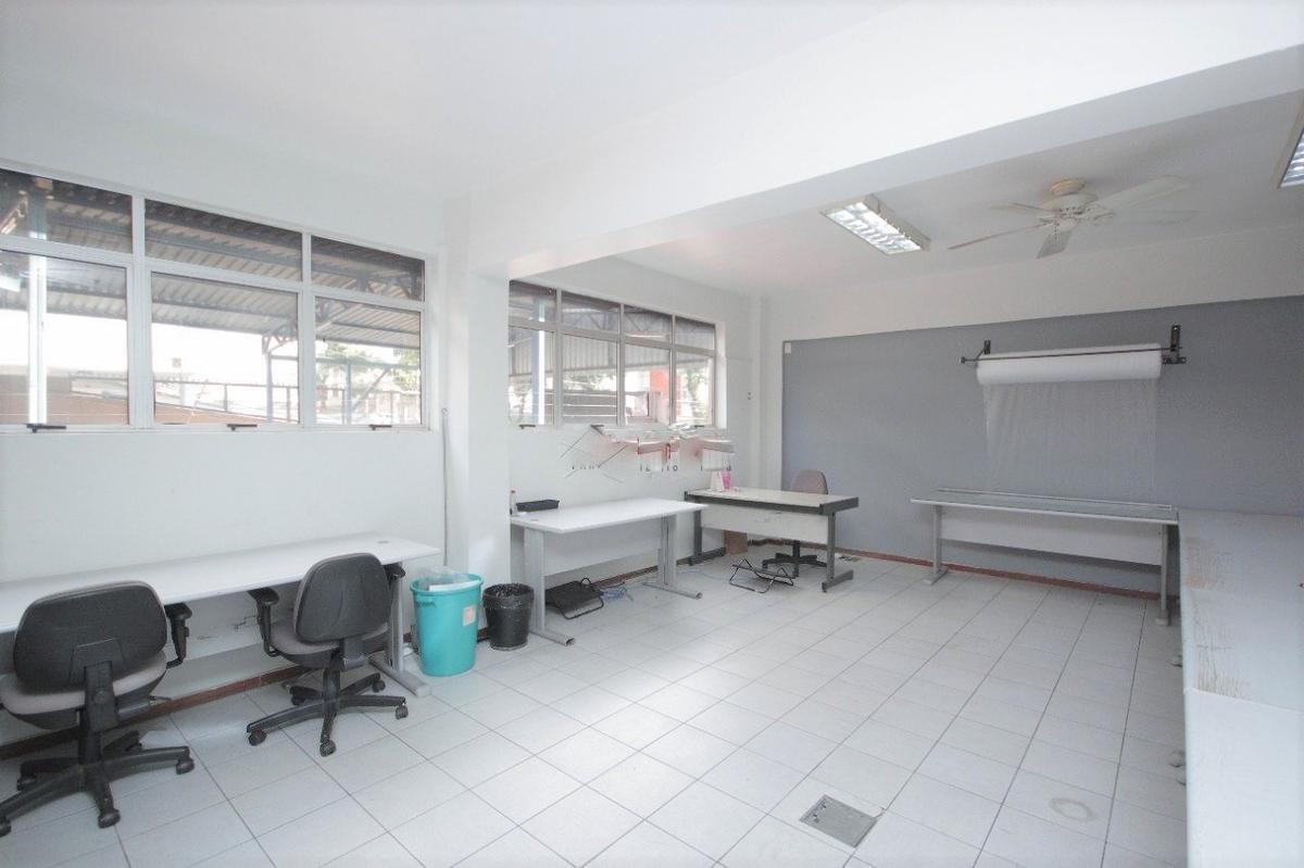 Prédio, Floresta, 0 Quarto, 14 Vagas