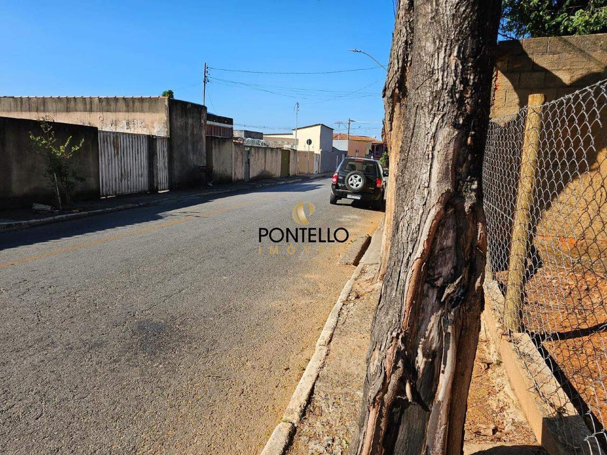 Lote, Nossa Senhora das Graças, 0 Quarto, 0 Vaga