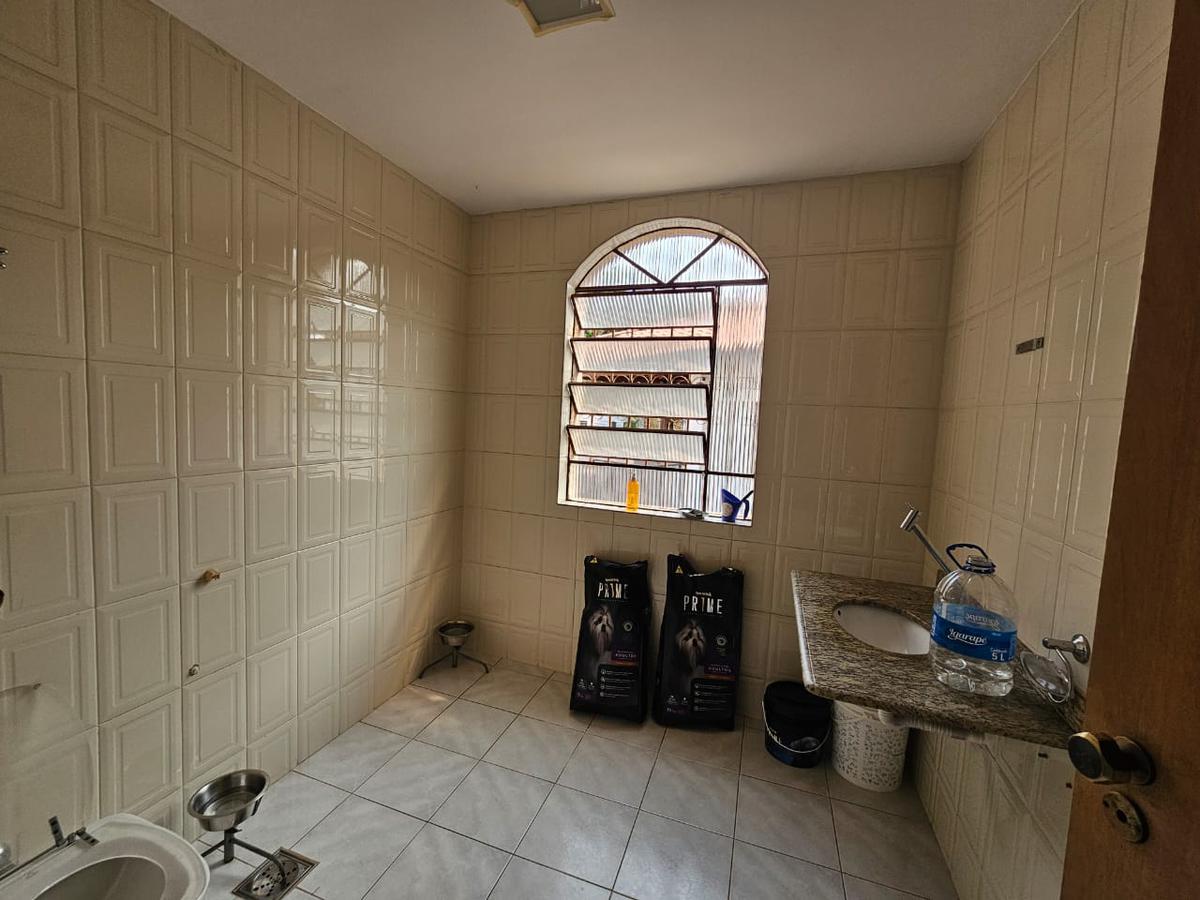 Casa, Santa Cruz, 4 Quartos, 4 Vagas, 1 Suíte