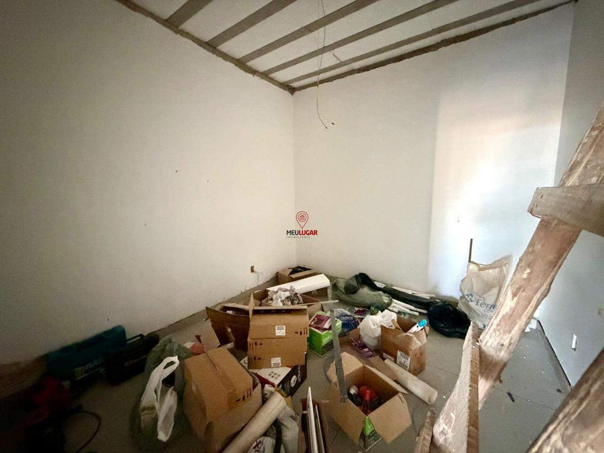 Casa, Masterville, 3 Quartos, 3 Vagas, 1 Suíte