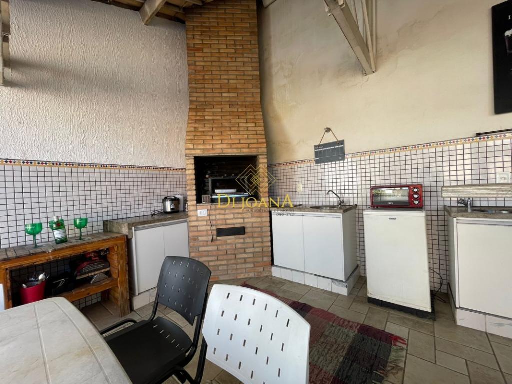 Casa, Centro, 3 Quartos, 2 Vagas, 1 Suíte