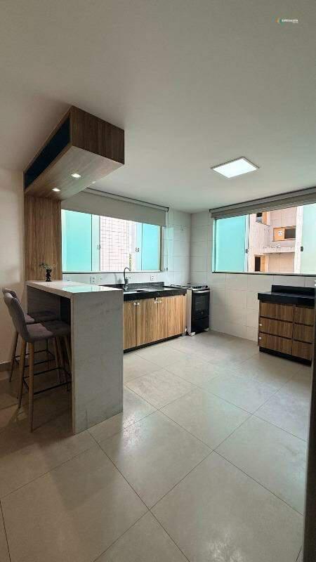 Cobertura, Novo Centro, 2 Quartos, 2 Vagas, 1 Suíte