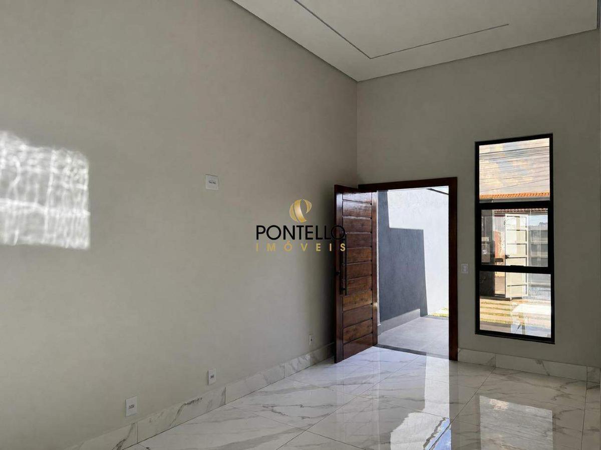Casa, Indústrias, 3 Quartos, 2 Vagas, 1 Suíte