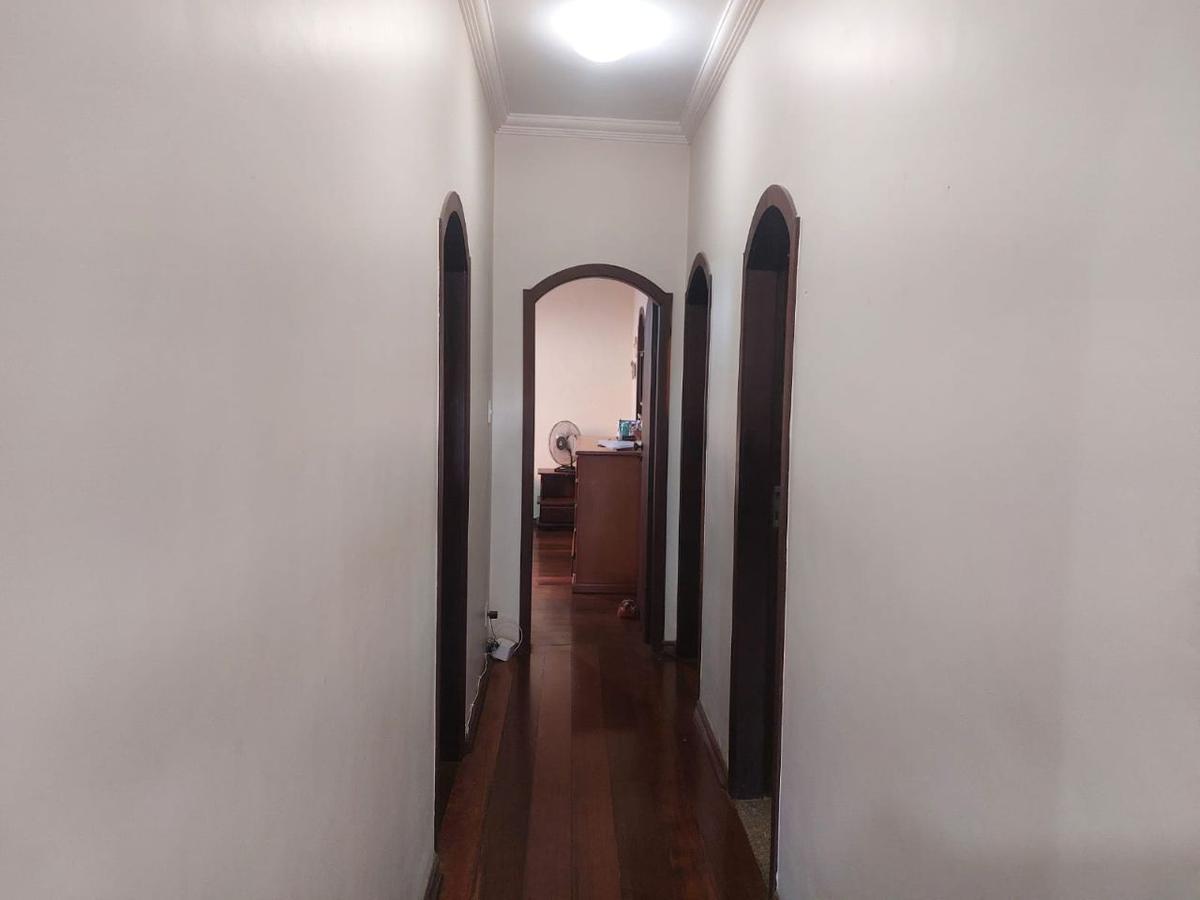 Casa, Nova Floresta, 4 Quartos, 5 Vagas, 1 Suíte