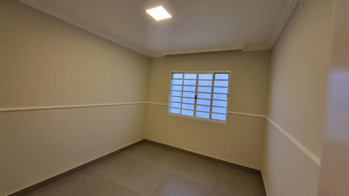 Casa, Alto das Flores, 3 Quartos, 4 Vagas, 1 Suíte