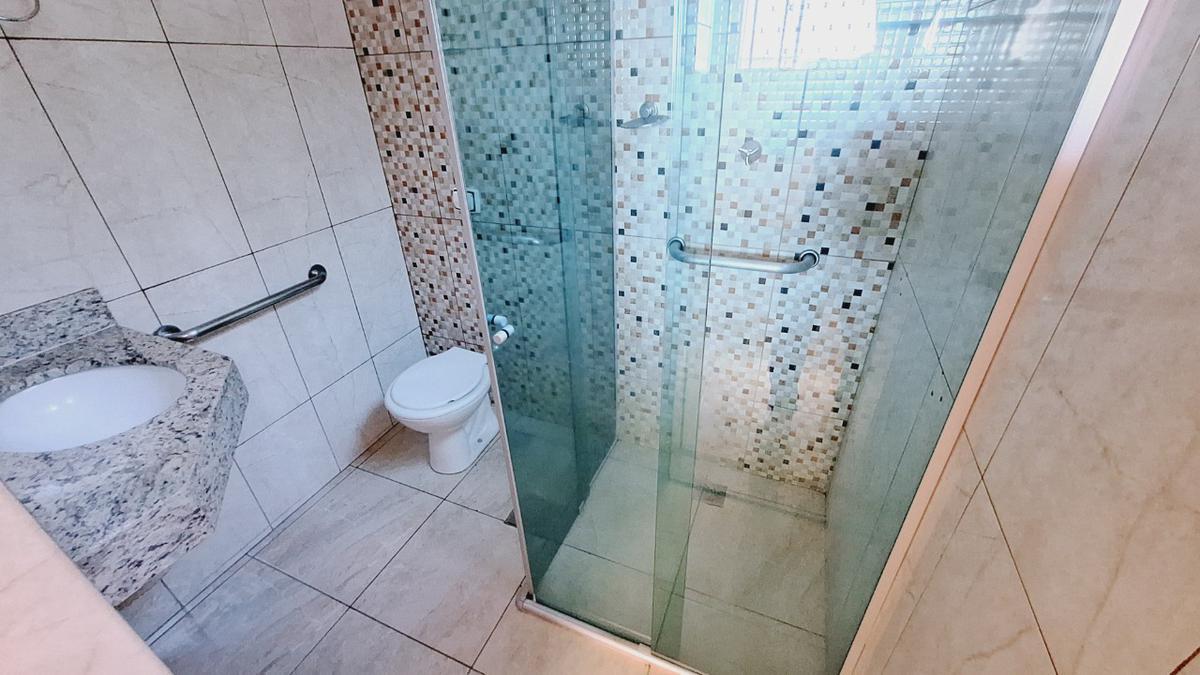 Casa, Nova Floresta, 3 Quartos, 0 Vaga, 1 Suíte
