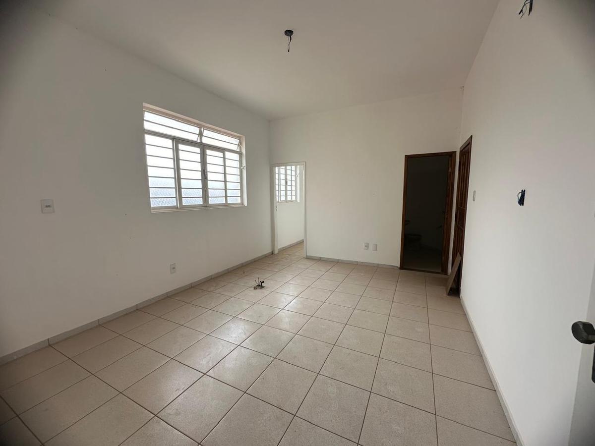 Andar, Centro, 0 Quarto, 0 Vaga